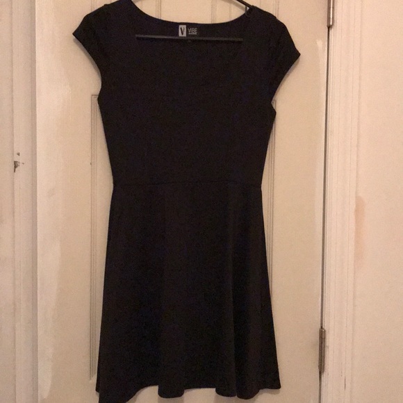 Dress - Picture 1 of 1